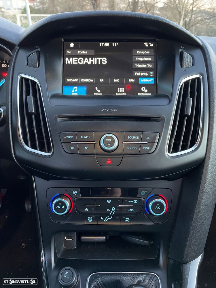 Ford Focus SW 1.0 EcoBoost Titanium - 16