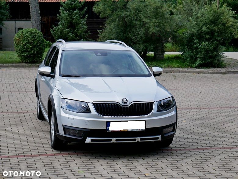 Skoda Octavia 2.0 TDI 4x4 DSG Scout - 3