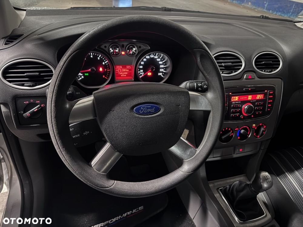 Ford Focus - 18