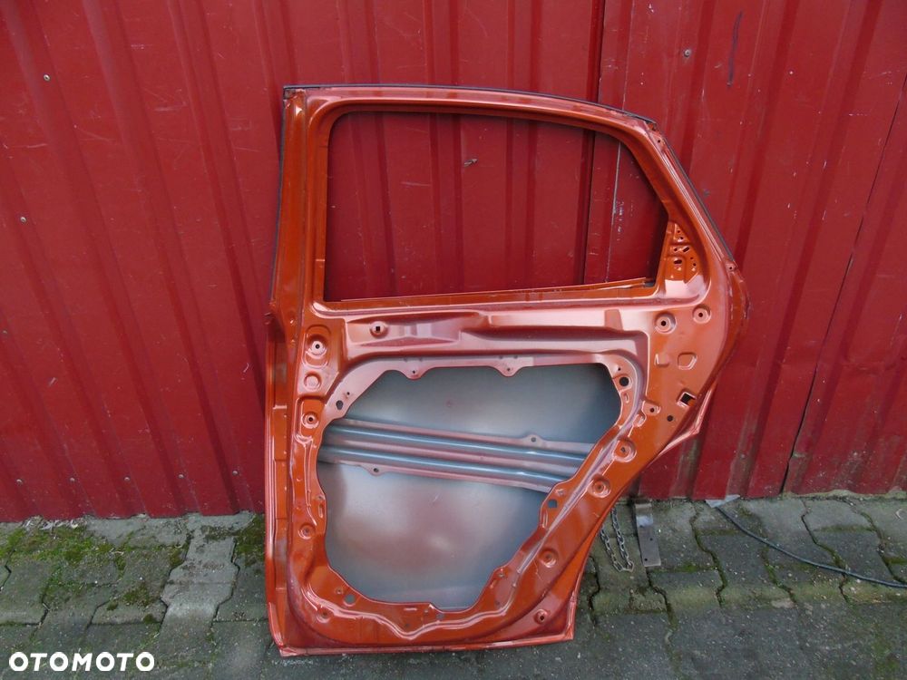 Kia Xceed drzwi prawe 77004j7800 - 4