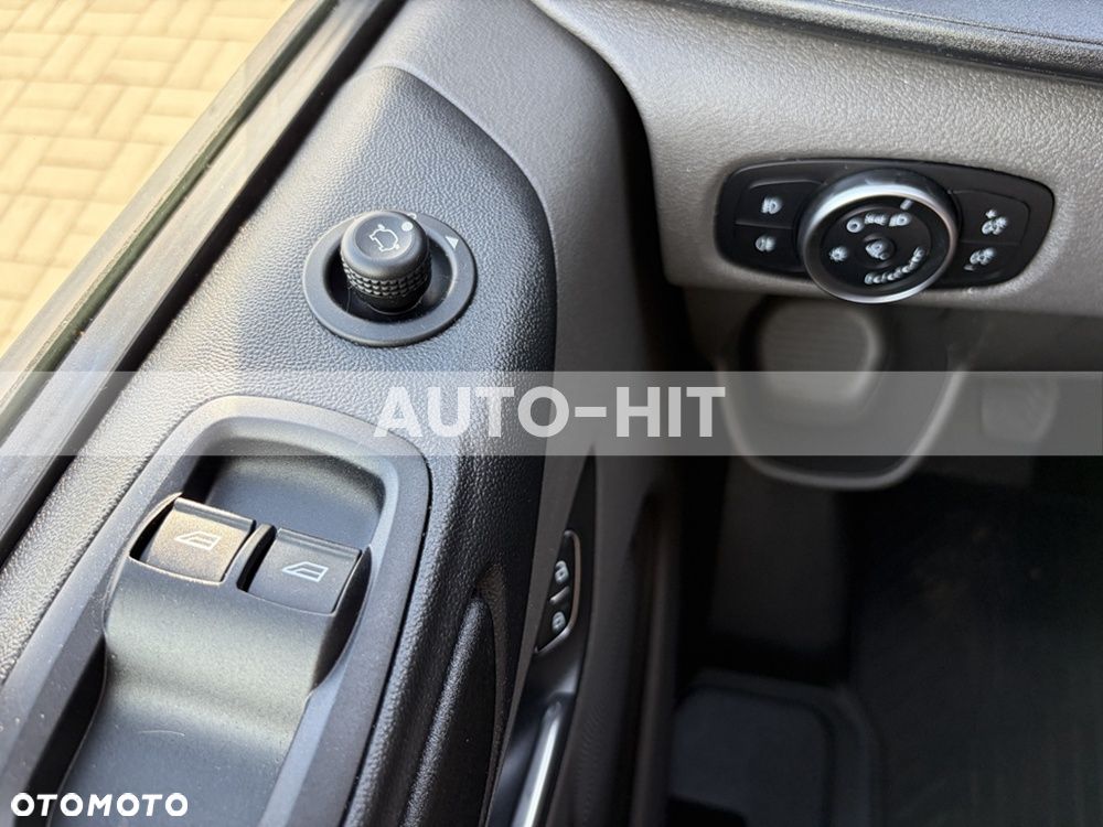 Ford Transit - 27