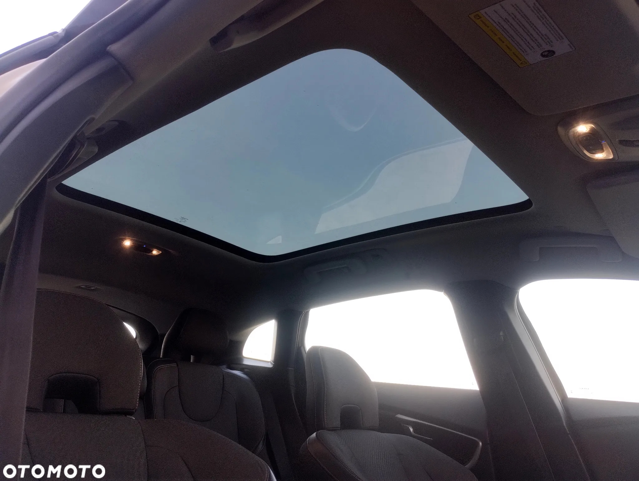 Volvo V40 Cross Country D2 Kinetic - 35