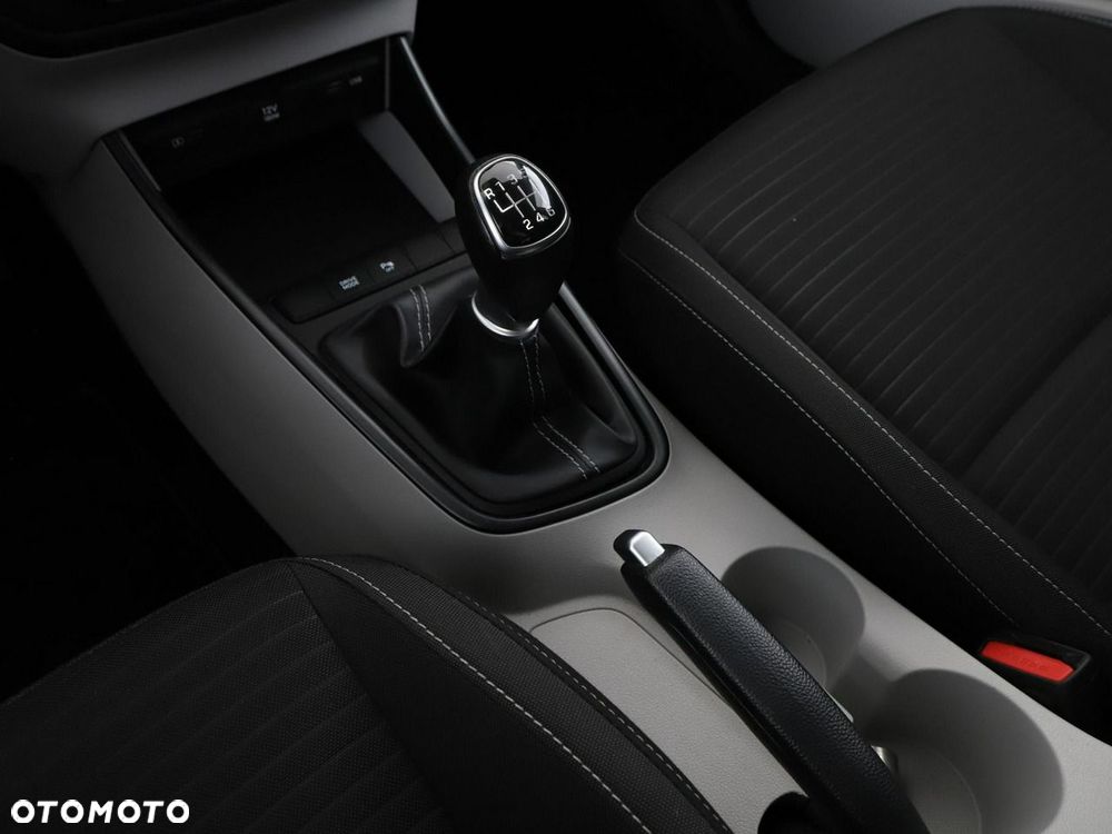 Hyundai i20 1.0 T-GDI 48V-Hybrid Trend - 29
