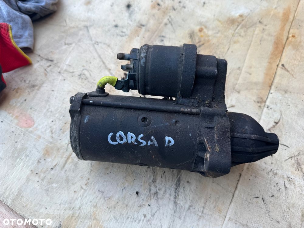 Opel Corsa D 1.7 cdti 75 km rozrusznik VALEO 55221219