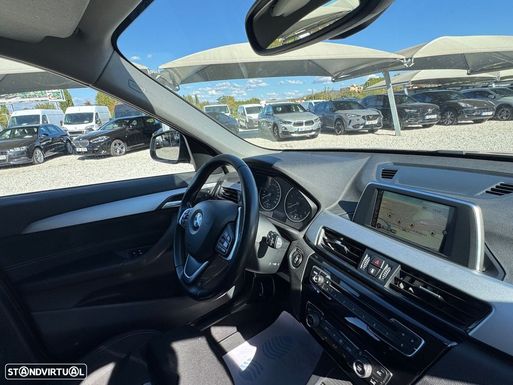 BMW X1 18 d sDrive Line Sport - 8