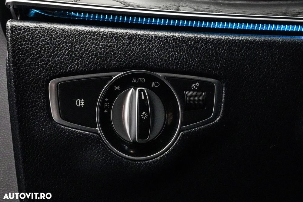 Mercedes-Benz E 350 Aut. - 26