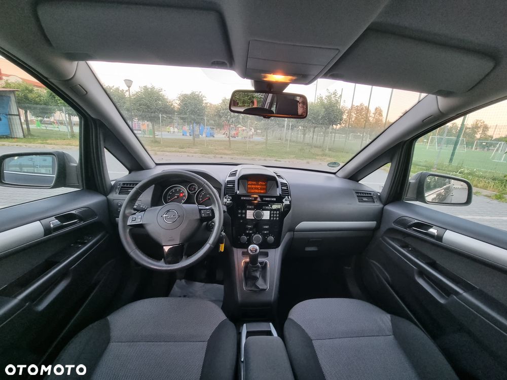 Opel Zafira 1.6 Innovation 110 Jahre - 11