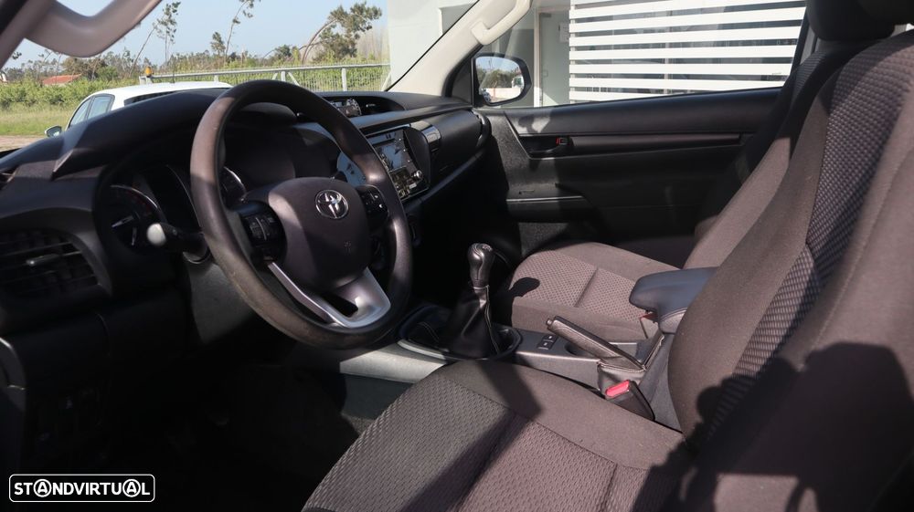 Toyota Hilux - 9