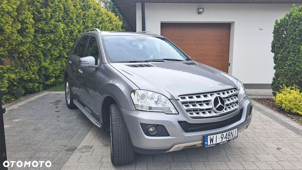 Mercedes-Benz ML 350 4-Matic - 1