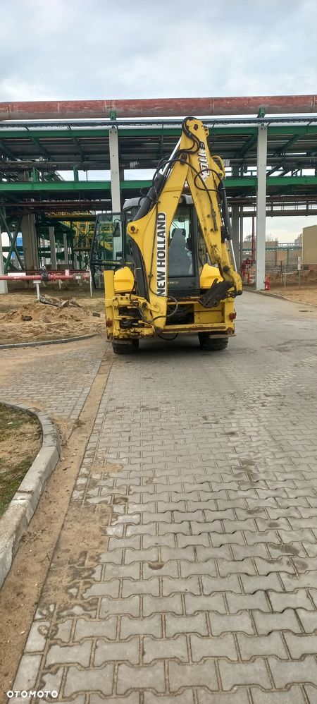 New Holland lb110b - 12