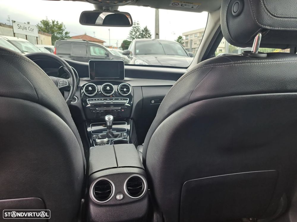 Mercedes-Benz C 180 - 19