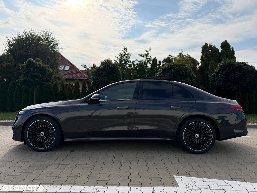 Mercedes-Benz Klasa E 220 d mHEV 4-Matic AMG 9G-Tronic - 3