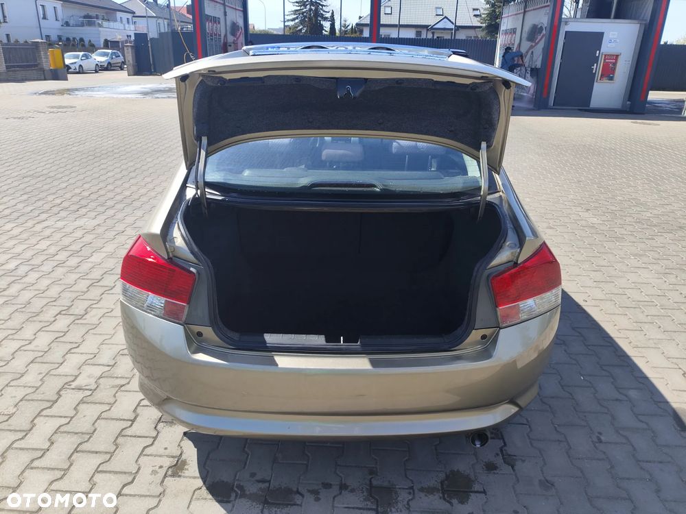 Honda City 1.4 Elegance - 15