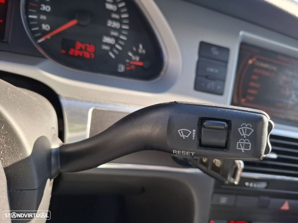 Audi A6 Avant 2.0 TDI Multitronic S-line - 29