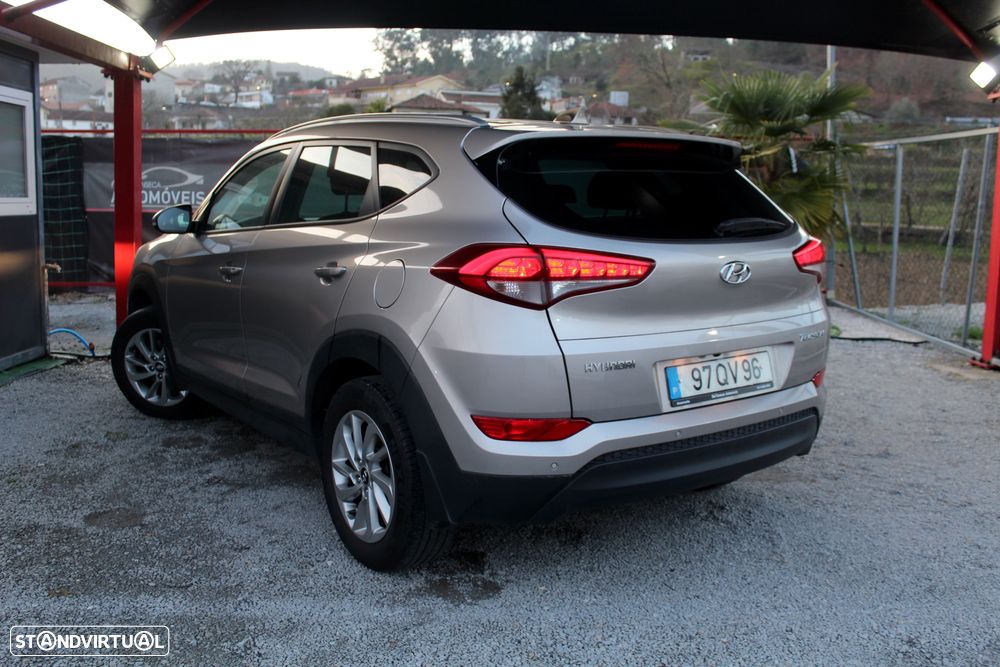Hyundai Tucson 1.7 CRDi Executive - 4