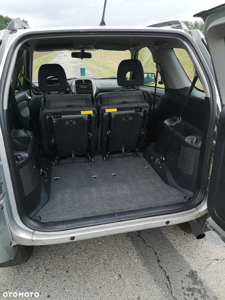 Toyota RAV4 2.0 VVT-i Sol - 10