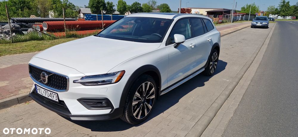 Volvo V60 Cross Country - 29