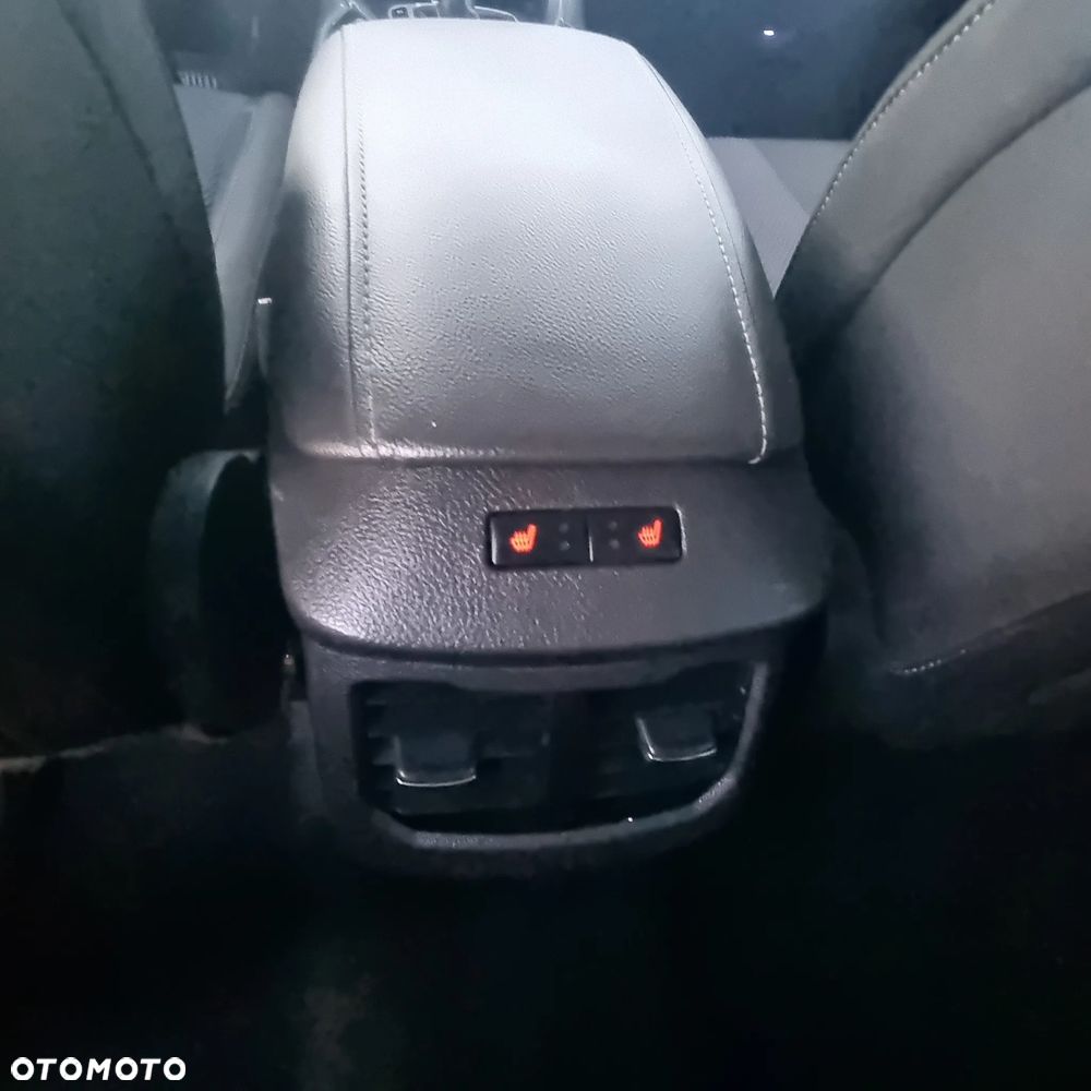 Ford Mondeo - 11