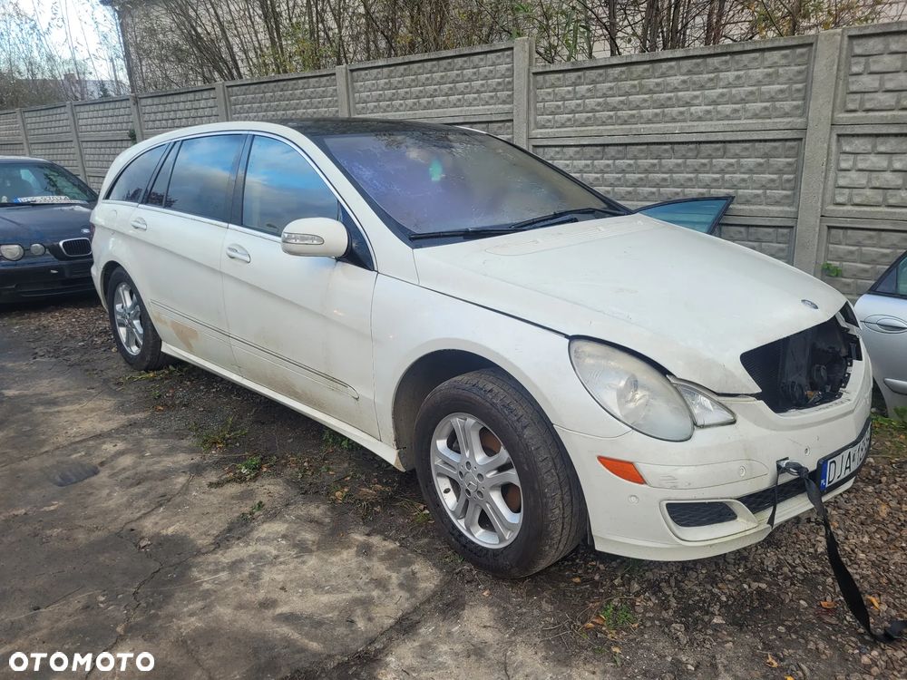 mercedes r-klasa w251 silnik 3.5 m272 skrzynia sanki belka przód tył wahacz zacisk zwrotnica - 1