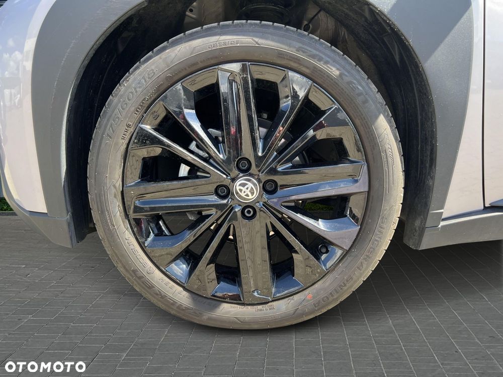 Toyota Aygo X 1.0 VVT-i JBL - 20