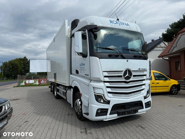 Mercedes-Benz Actros 2545 // 2023r // Thermoking T-800R