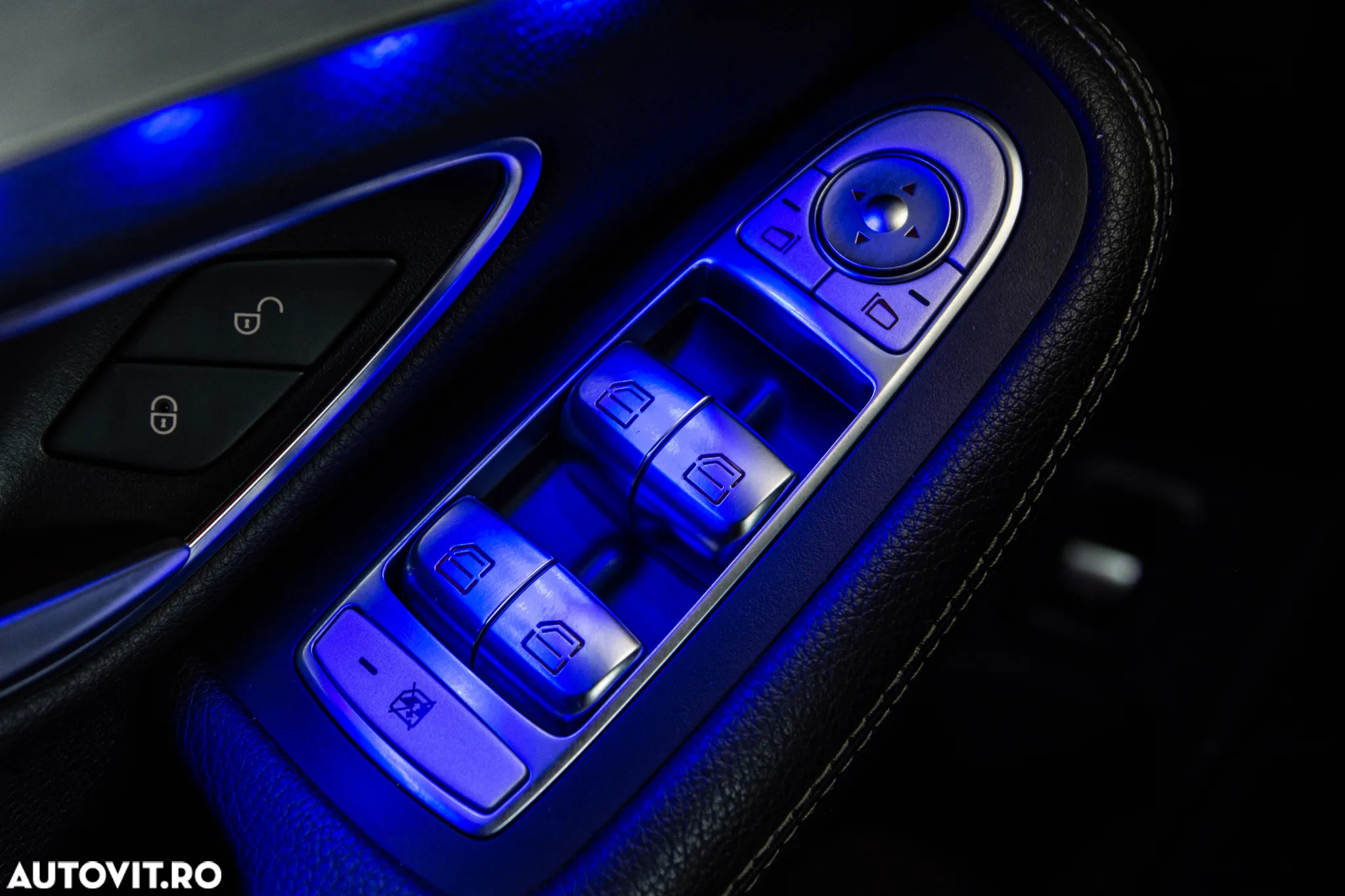 Mercedes-Benz C 220 d 9G-TRONIC AMG Line - 23