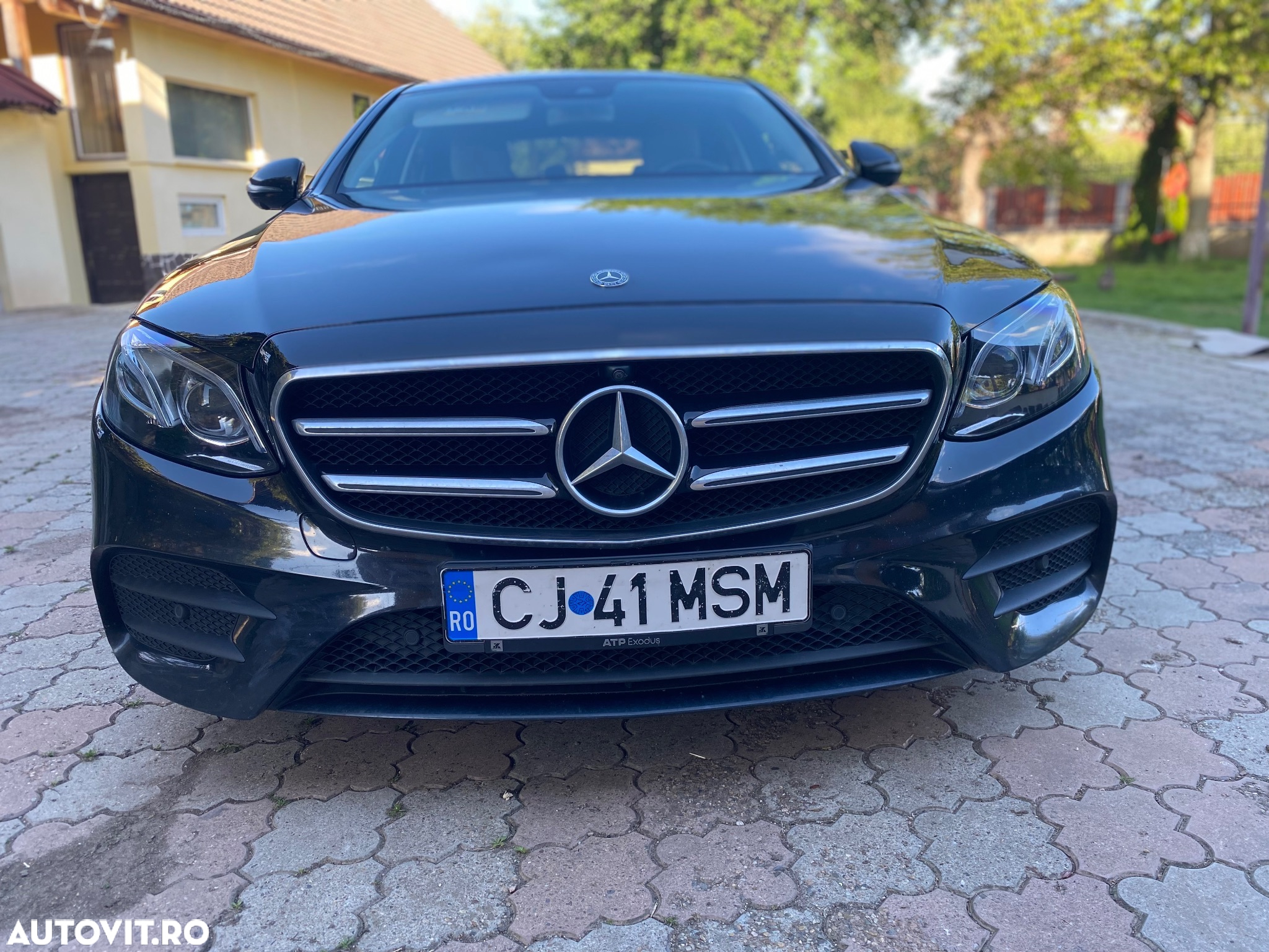 Mercedes-Benz E 220 d 4MATIC Aut. - 11