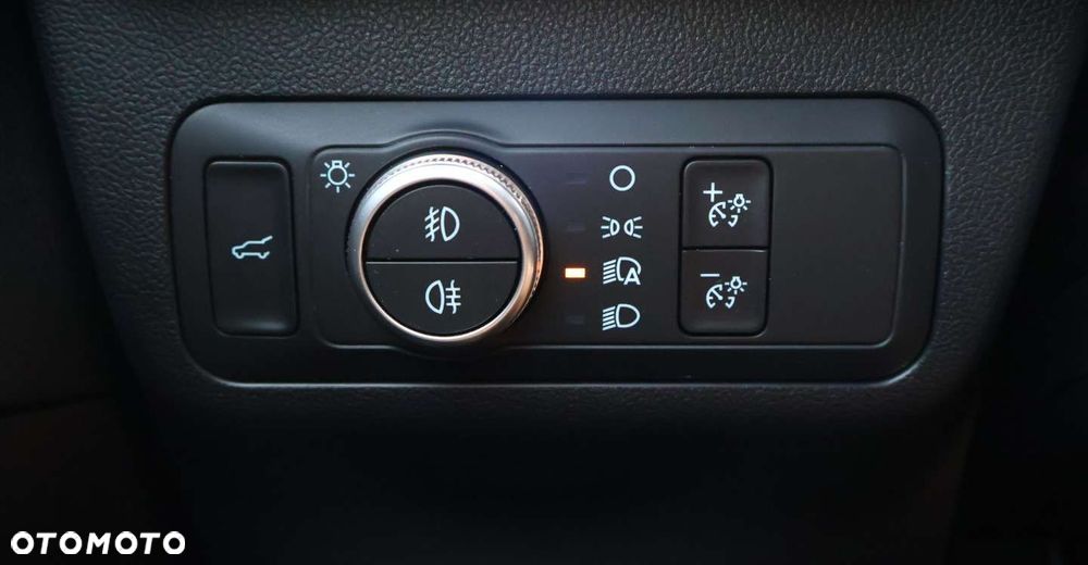 Ford Kuga - 37