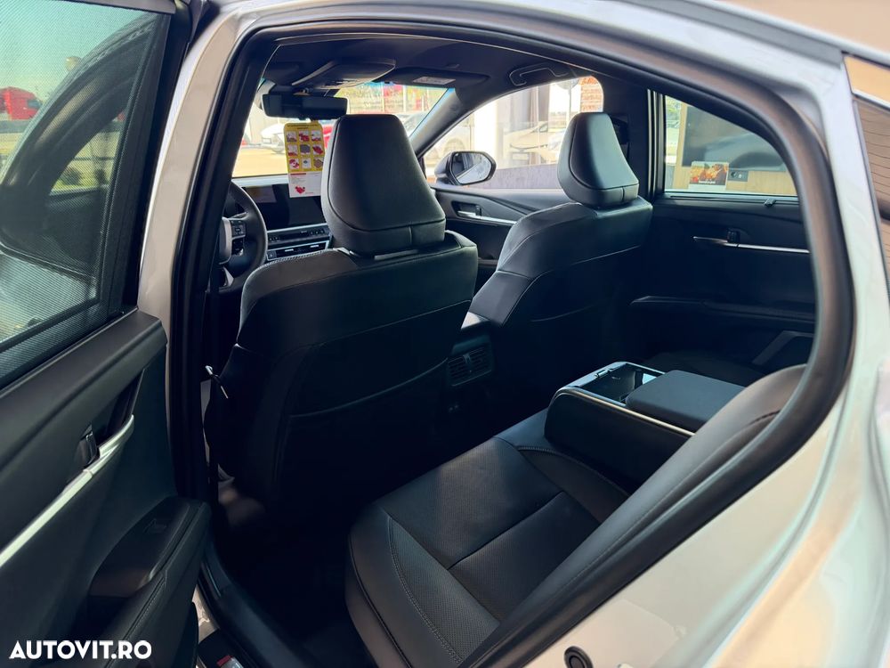 Toyota Camry 2.5 Exclusive - 8