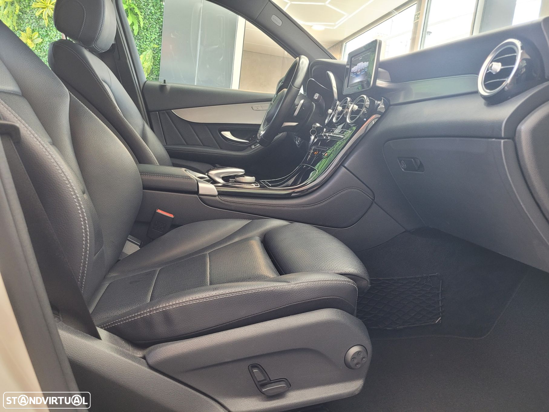 Mercedes-Benz GLC 350 e AMG Line 4-Matic - 13
