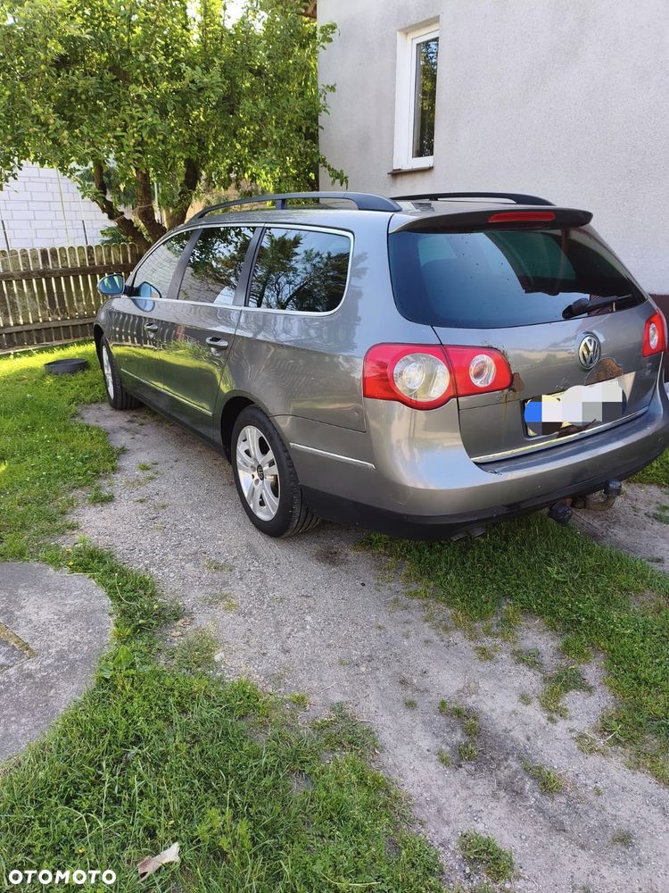 Volkswagen Passat - 3