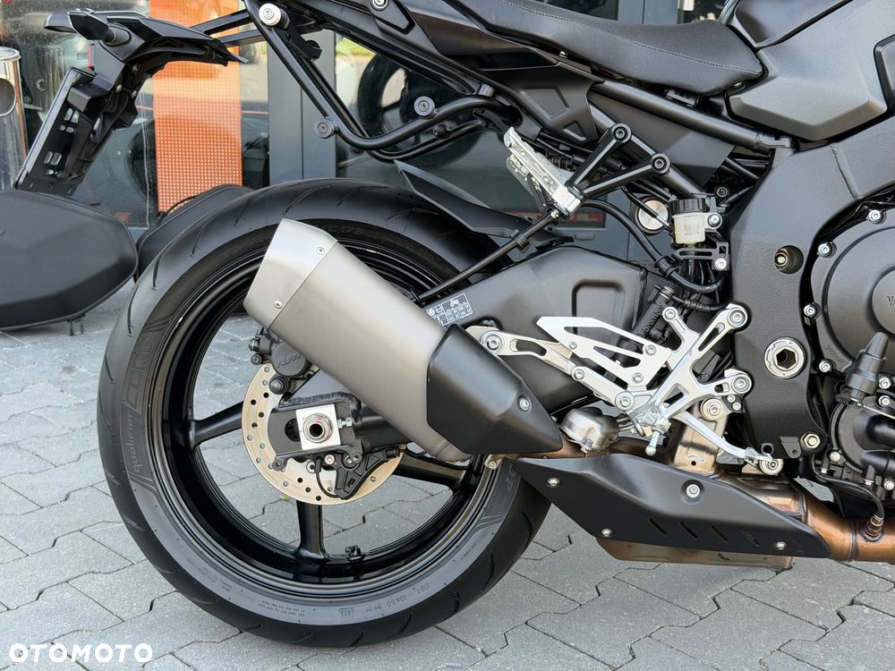 Yamaha MT - 6