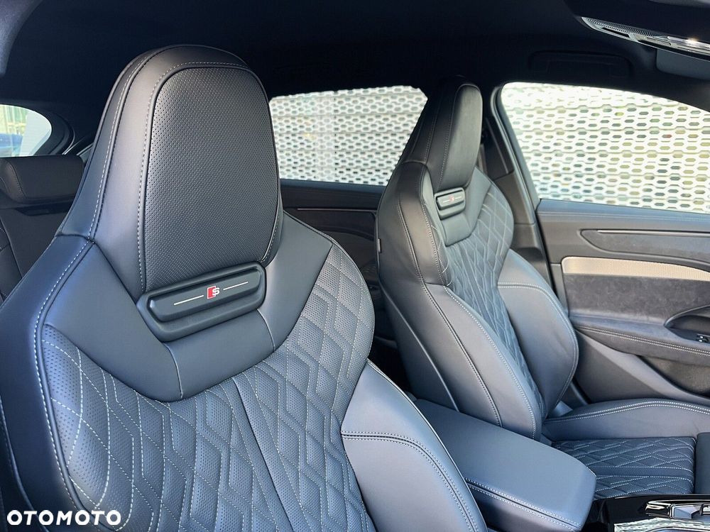 Audi A6 Avant - 17