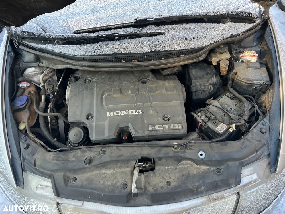 Dezmembrez Honda CIVIC 8 VIII 2006 gri argintiu 2,2 diesel - 6