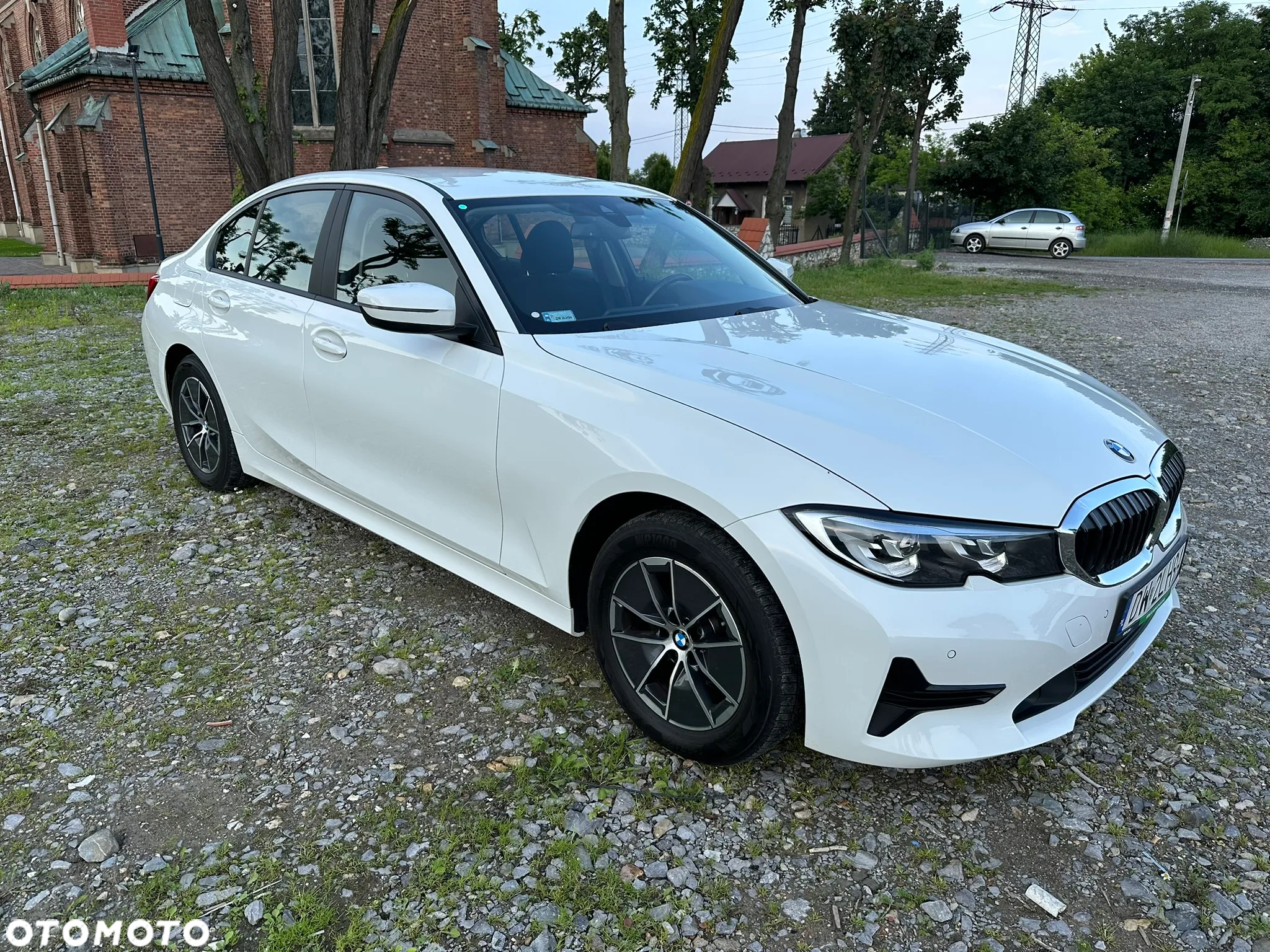 BMW Seria 3 318i Business Edition - 14