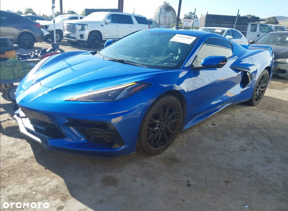 Chevrolet Corvette - 8