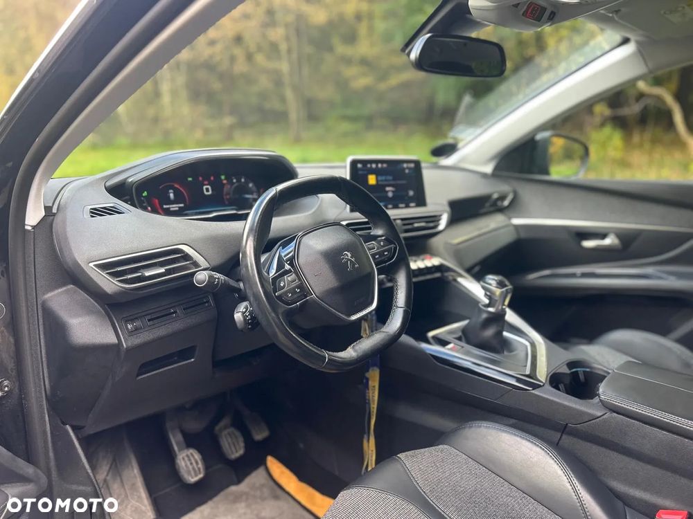 Peugeot 3008 1.6 BlueHDi Allure S&S - 14