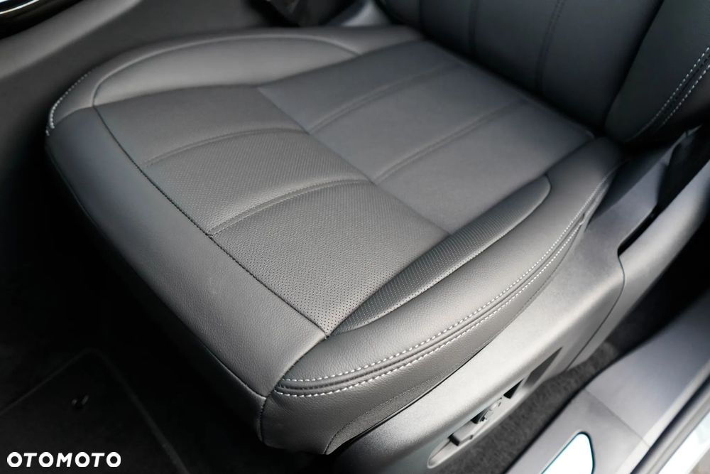 Land Rover Range Rover Evoque 2.0 D200 mHEV Hoxton Edition - 32