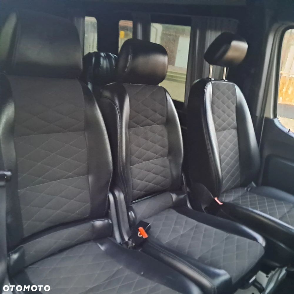 Mercedes-Benz Sprinter - 15