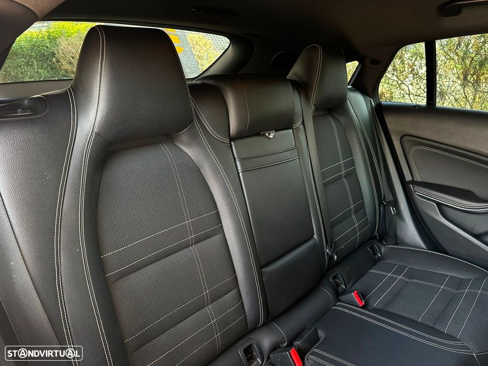 Mercedes-Benz CLA 220 (CDI) d 7G-DCT AMG Line - 11