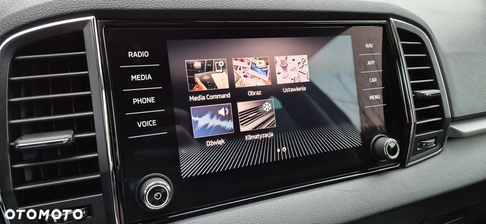 Skoda Karoq 2.0 TDI SCR 4x4 DSG Style - 22