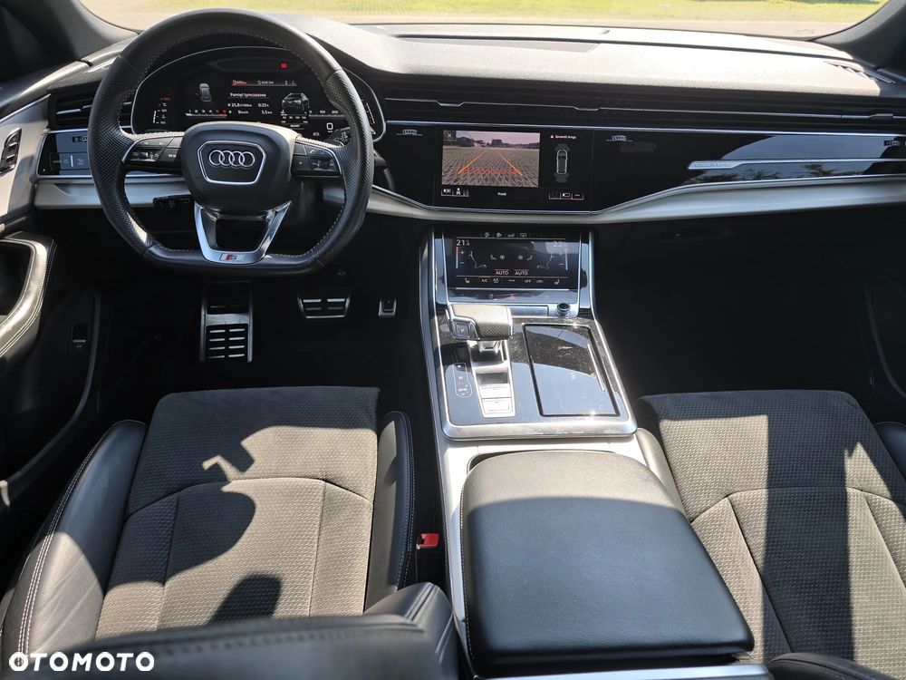 Audi SQ8 - 27