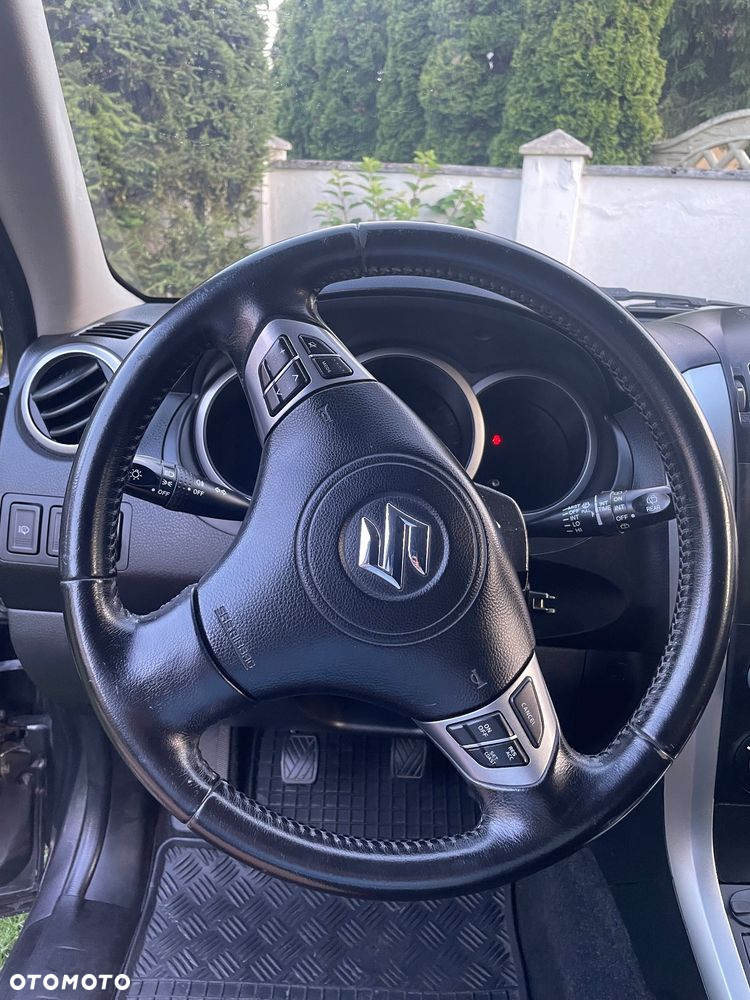 Suzuki Grand Vitara 2.4 Elegance EU5 - 7