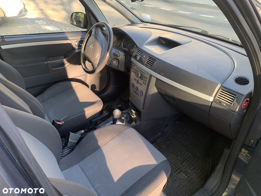 Opel Meriva 1.6 Cosmo MTA - 17