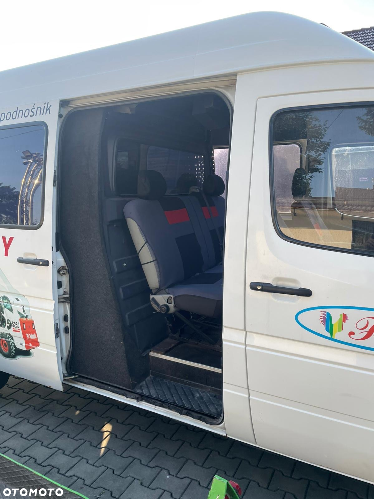 Mercedes-Benz Sprinter - 5