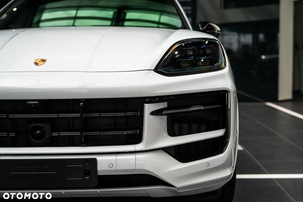 Porsche Cayenne Black Edition - 18