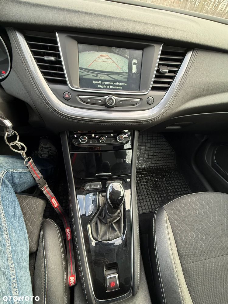 Opel Grandland X 1.6 T Innovation S&S - 16