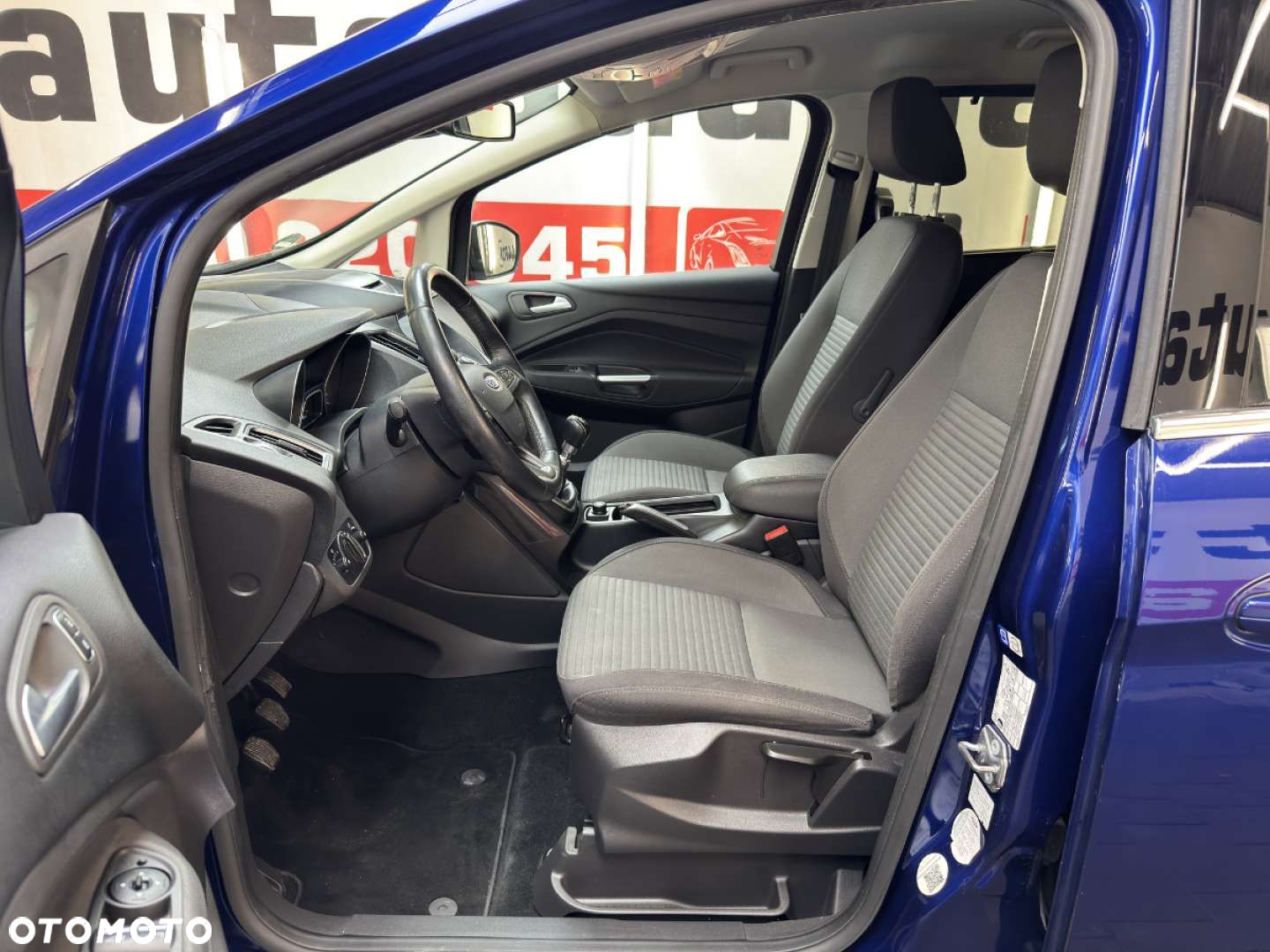 Ford Grand C-MAX - 21
