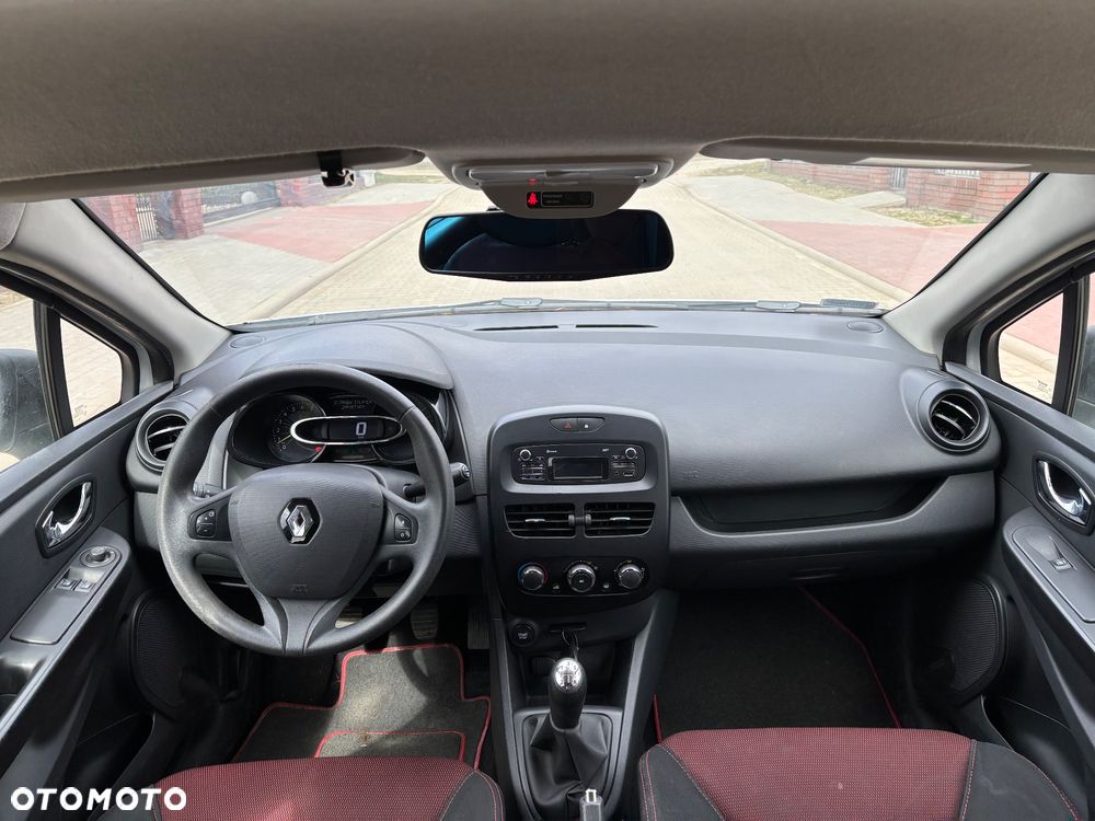 Renault Clio - 8