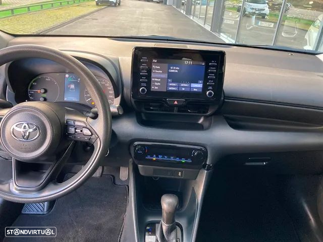 Toyota Yaris 1.5 HDF Premier Edition - 19